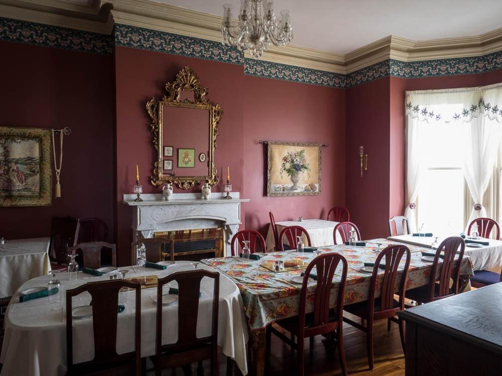 St. Martins Country Inn & Vaughan'S Restaurant Esterno foto